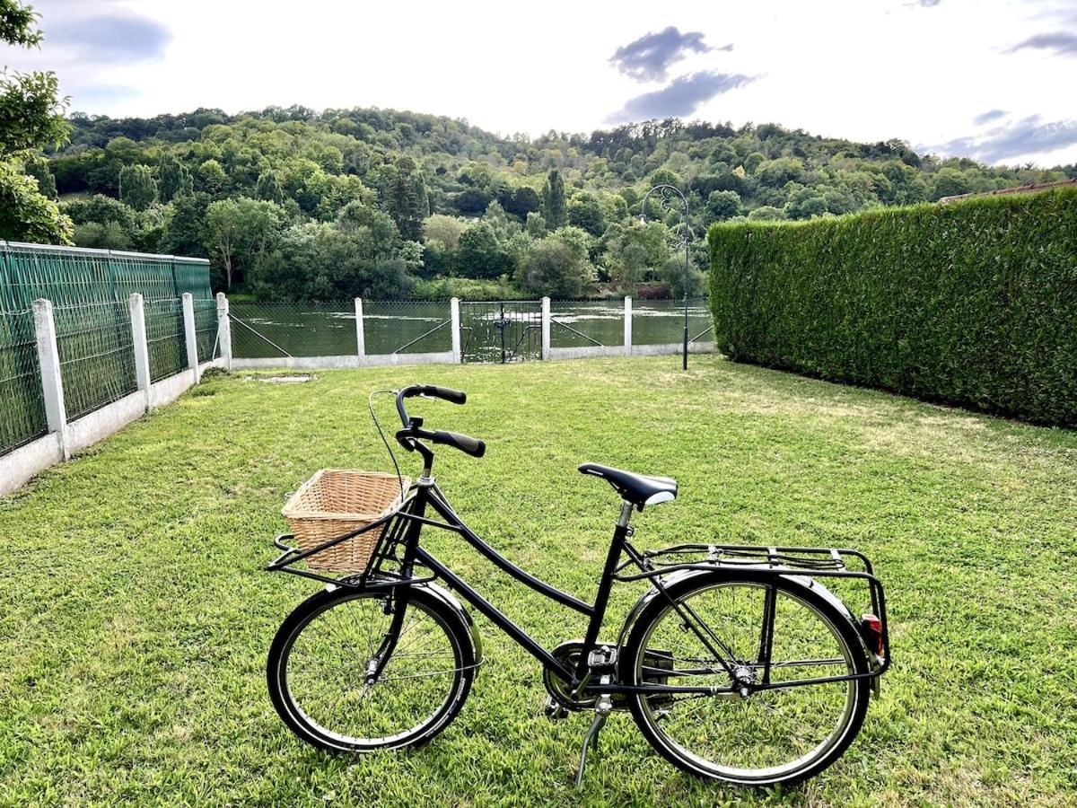 Charmant Chalet En Bord De Seine Saint-Pierre-du-Vauvray Εξωτερικό φωτογραφία